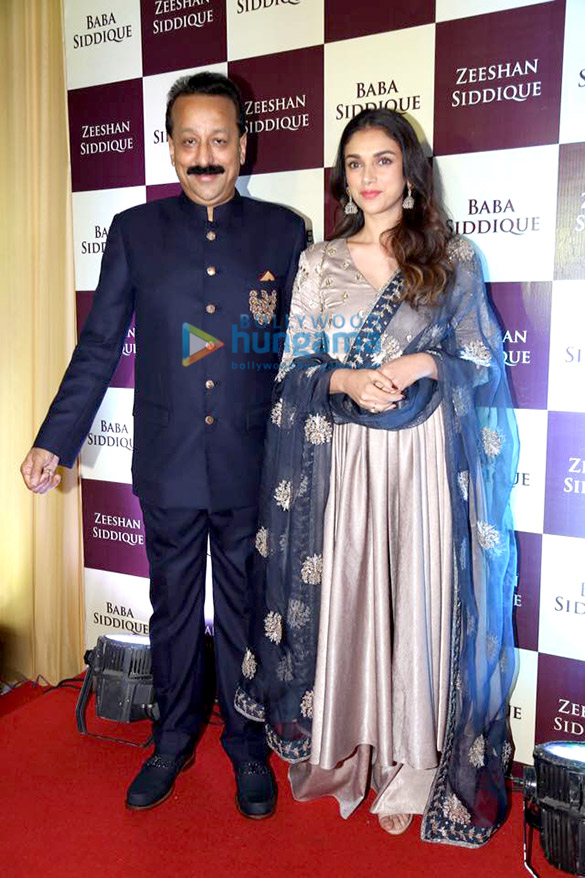 baba siddique iftar party 14