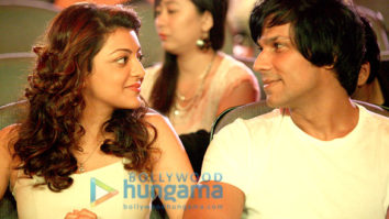 Movie Stills Of The Movie Do Lafzon Ki Kahani