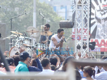 Farhan Akhtar, Arjun Rampal & Purab Kohli shoot a song for Rock On!! 2