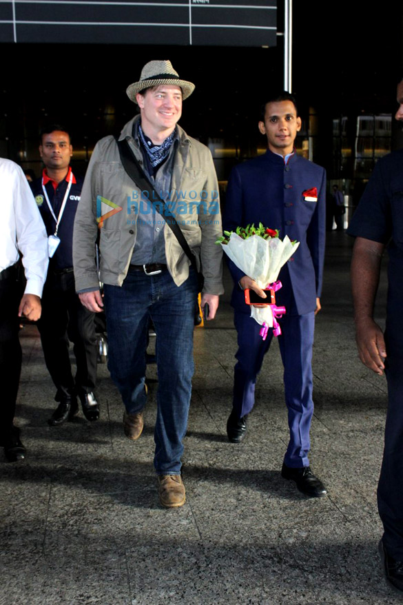 govinda brendan snapped at airport 4