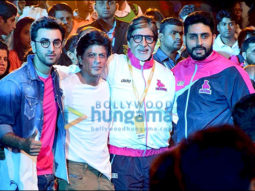 Check out: Shah Rukh Khan, Amitabh Bachchan, Ranbir Kapoor and Abhishek Bachchan bond at Pro Kabbadi League 2016