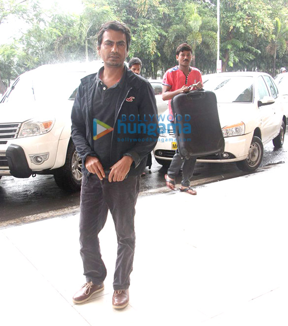 nawazuddin snapped at airport 2