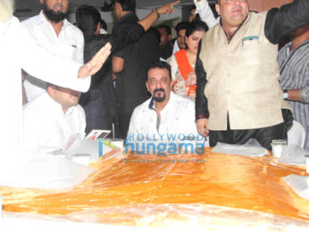 Sanjay Dutt graces an Iftaar party in Bandra