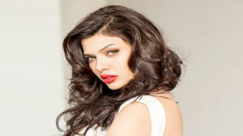 Celebrity Photos Of The Sara Loren