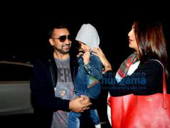Shilpa Shetty & family depart for holiday abroad