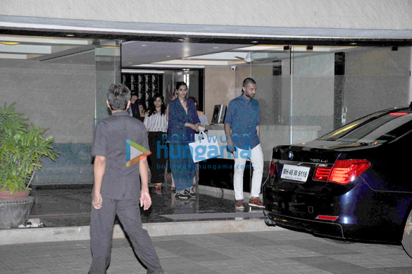 sonam kapoor birthday party 4