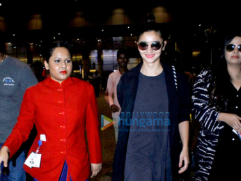 Alia Bhatt, Imtiaz Ali & Bobby Deol snapped at the interntional airport
