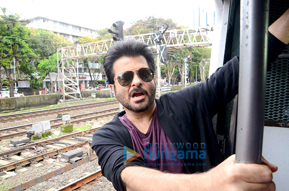 anil kapoor takes a train trip to promote season 2 of 24 4