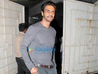 Arjun Rampal snapped with Nishikant Kamat post 'Madaari' screening