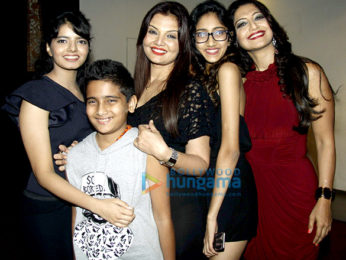 Deepshikha hosts a surprise party for sister Aartii Naagpal