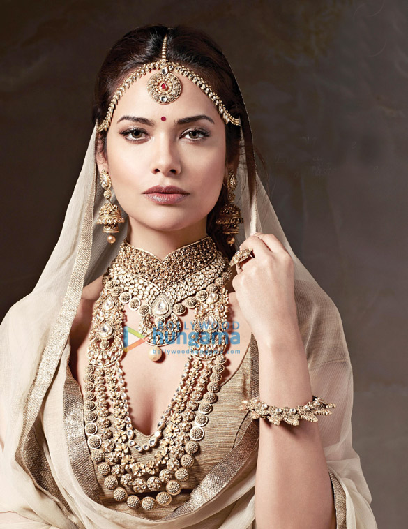 esha gupta 3 2