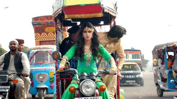 happy bhag jayegi 01