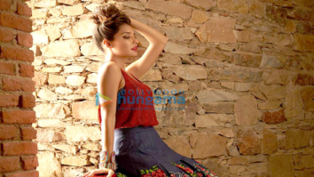 Celebrity Photo Of Lisa Haydon