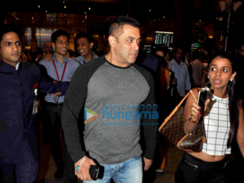 Salman Khan returns from Delhi