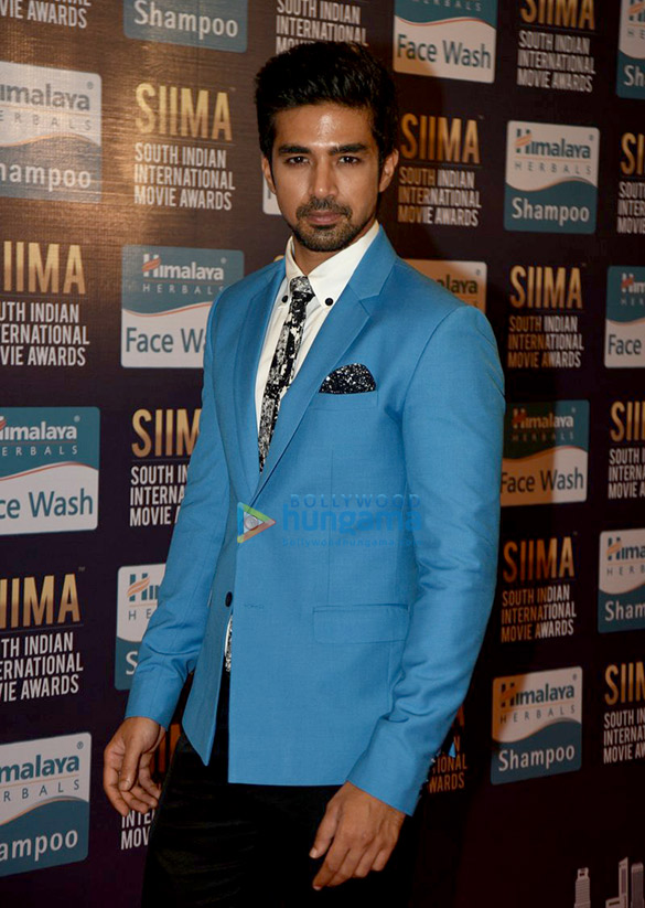 shriya saran huma qureshi grace the siima 2016 finale in singapore 18