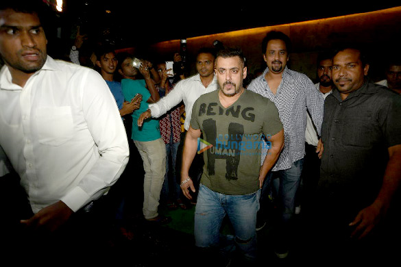 Salman Khan & family snapped at ‘Sultan’ screening at Lightbox
