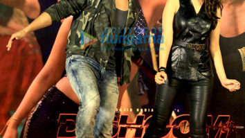 Varun Dhawan & Parineeti Chopra launch ‘Jaaneman Aah’ song from ‘Dishoom’