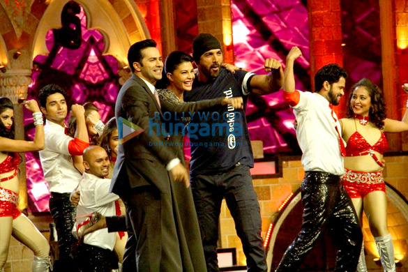 Varun Dhawan, John Abraham, Jacqueline Fernandez & Anil Kapoor grace the finale of India’s Got Talent