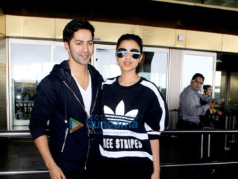 Varun Dhawan & Parineeti Chopra snapped at the airport