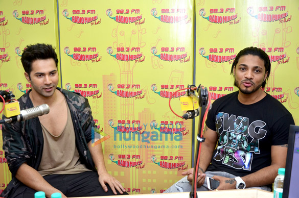 Varun Dhawan & Raftaar promote ‘Dishoom’ at 98.3 FM Radio Mirchi Varun Dhawan & Raftaar promote ‘Dishoom’ at 98.3 FM Radio Mirchi