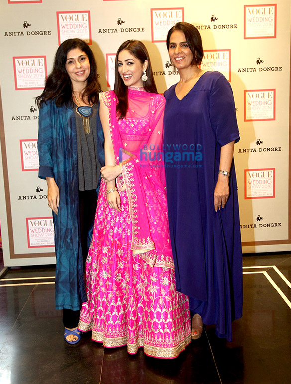 yami gautam anita dongre at vogue wedding show 2016 2