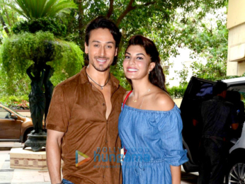 Tiger Shroff & Jacqueline Fernandez launch the music of 'A Flying Jatt' at 91.1 FM Radio City