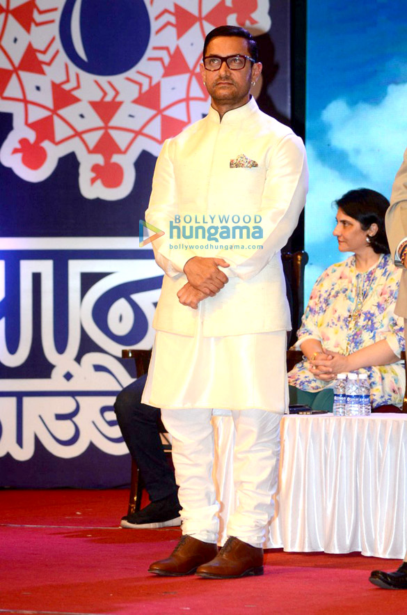 aamir at the satyamev jayate water cup awards 2016 4