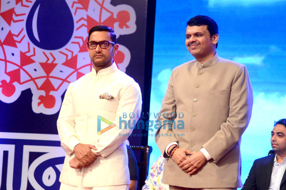 aamir at the satyamev jayate water cup awards 2016 5