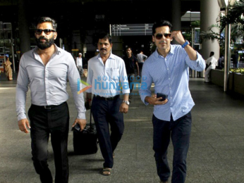 Abhishek Bachchan, Suniel Shetty, Dino Morea & Amy Jackson snapped at the airport