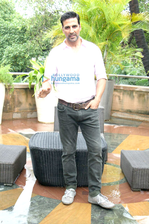 akshay ileana esha at rustom media meet 3