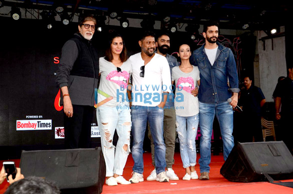 Amitabh Bachchan promotes ‘Pink’ at Narsee Monjee College Amitabh Bachchan promotes ‘Pink’ at Narsee Monjee College