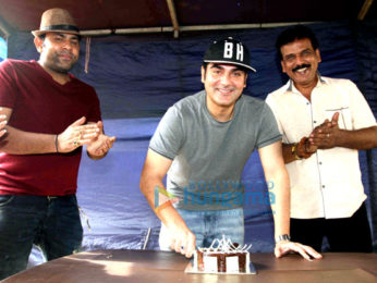 Arbaaz Khan celebrates his birthday with the team of 'Yea Toh Two Much Ho Gayaa' at Mehboob Studio