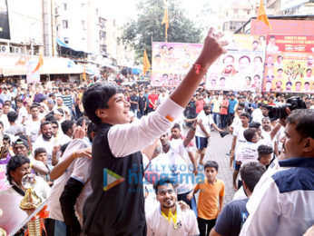 Ayush Khedekar visits dahi-handi pandal in Andheri to promote 'Ek Tha Hero'