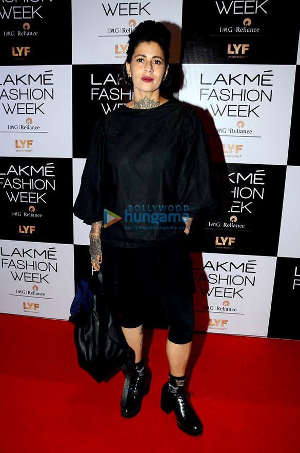 celebs on lfw 2016 red carpet day 2 11