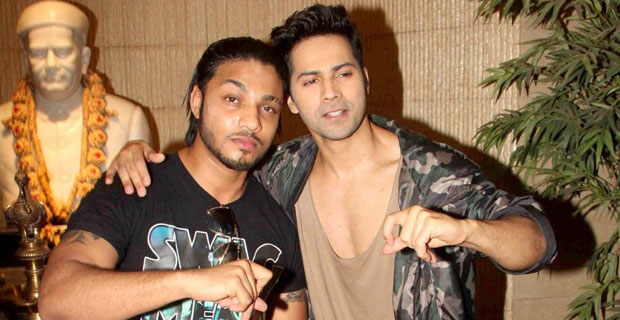 Varun Dhawan, Raftaar Interact With Students At Mithibai College Varun Dhawan, Raftaar Interact With Students At Mithibai College