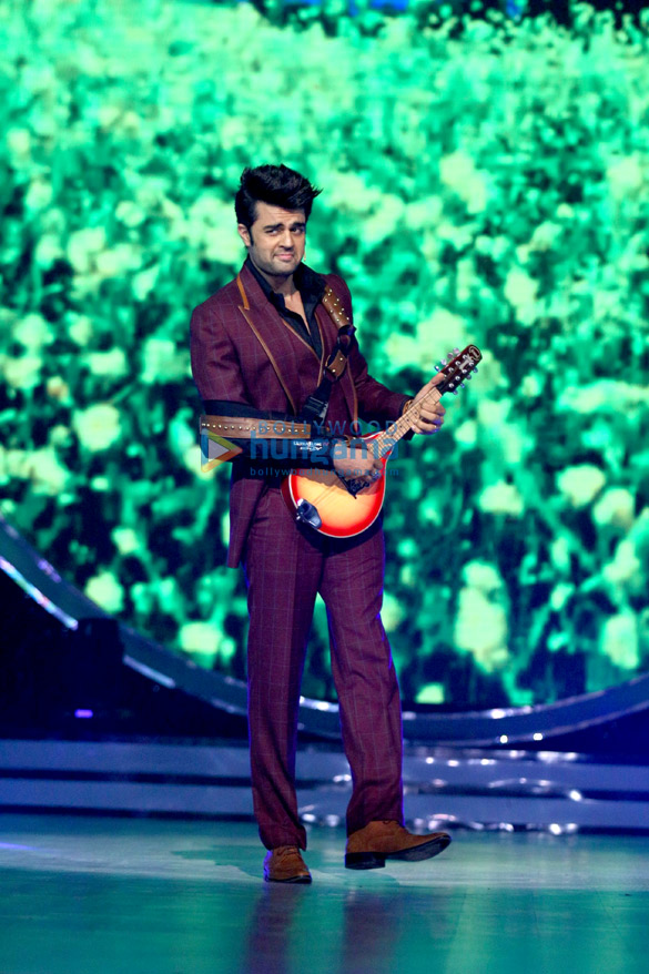 govinda performs on the sets jdj 10