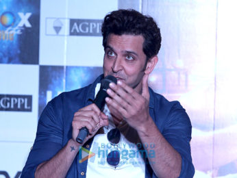 Hrithik Roshan & Pooja Hegde at 'Mohenjo Daro' promotions at Inox