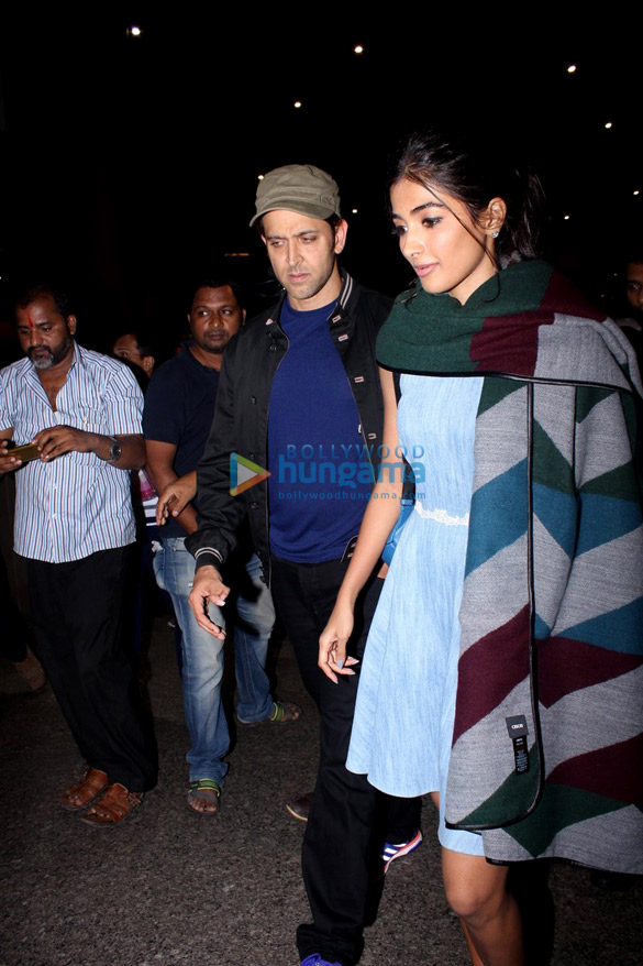 hrithik pooja return from delhi 2