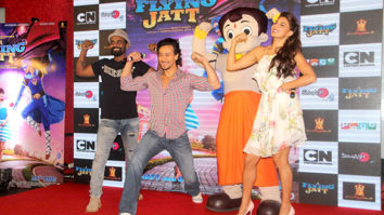 Jacqueline Fernandez & Tiger Shroff promote ‘A Flying Jatt’ at Smmash