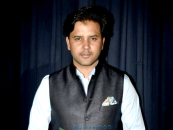 Johnny Lever graces Javed Ali's music concert