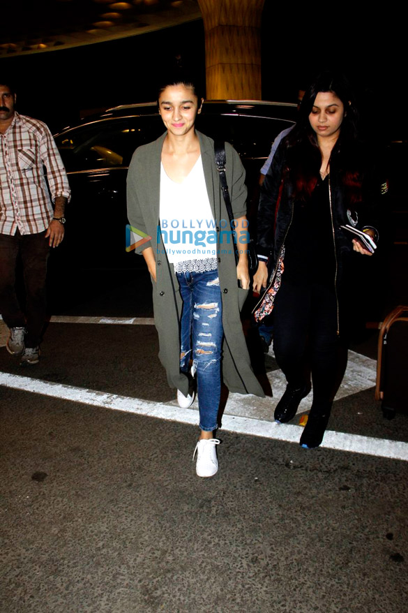 katrina alia parineeti depart for dream team 2
