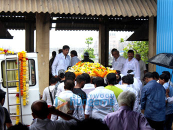 Celebs attend Krushna Abhishek's father funeral