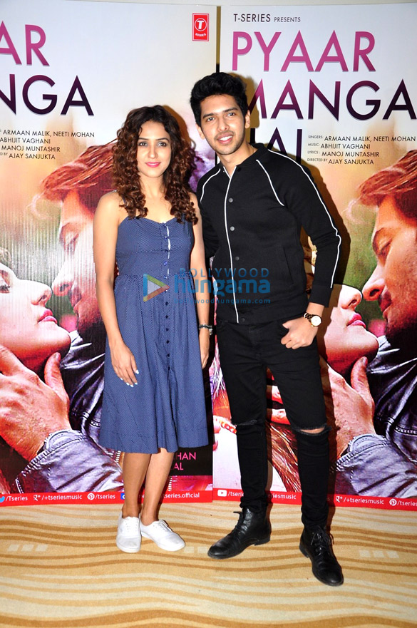 launch of t series single pyaar manga hai featuring zareen khan ali fazal 3
