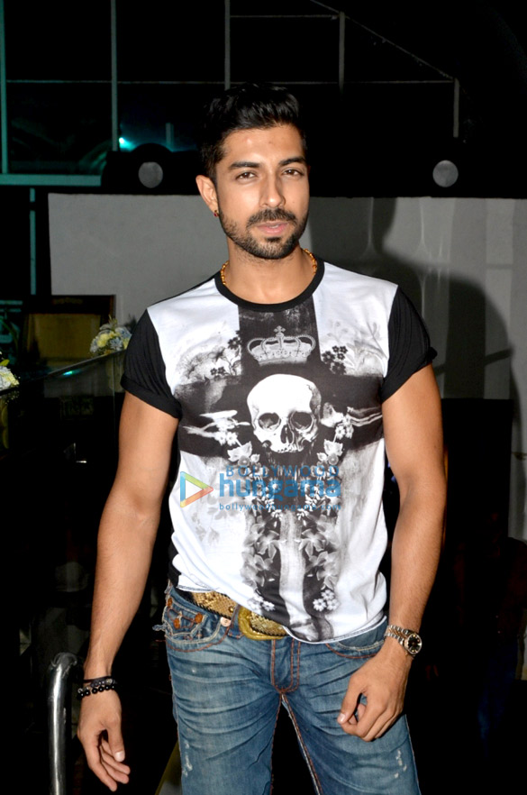 manasi launches her new album 17