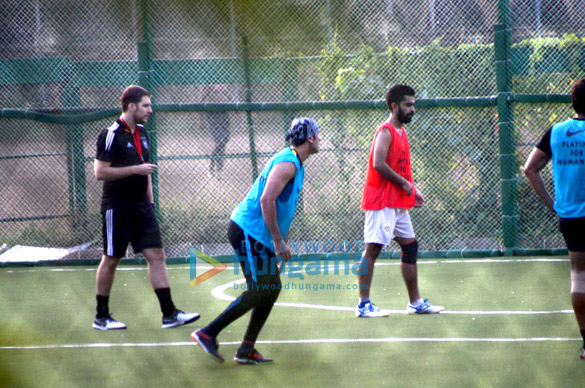 ranbir snapped while practicing football 5