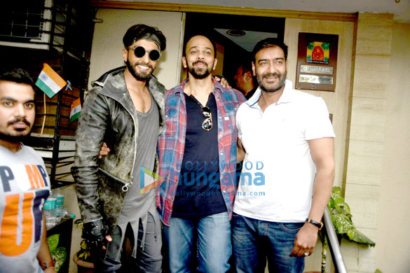 Ranveer Singh & Rohit Shetty visit Ajay Devgn at his office in Juhu Ranveer Singh & Rohit Shetty visit Ajay Devgn at his office in Juhu