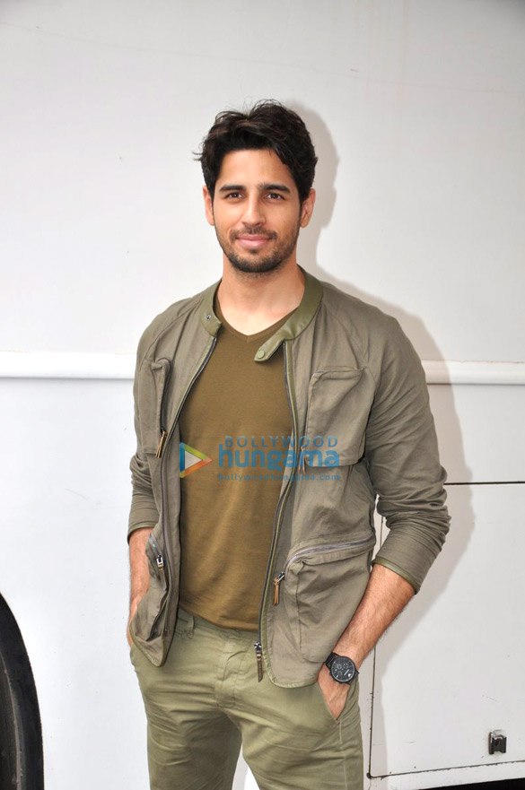 sidharth snapped post baar baar dekho 3