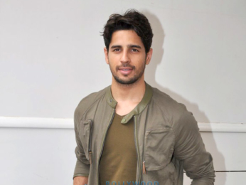 Sidharth Malhotra snapped post 'Baar Baar Dekho' promotions in Mumbai