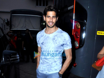 Sidharth Malhotra snapped post 'Baar Baar Dekho' promotions in Mumbai