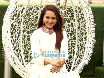 Sonakshi Sinha snapped promoting 'Akira'